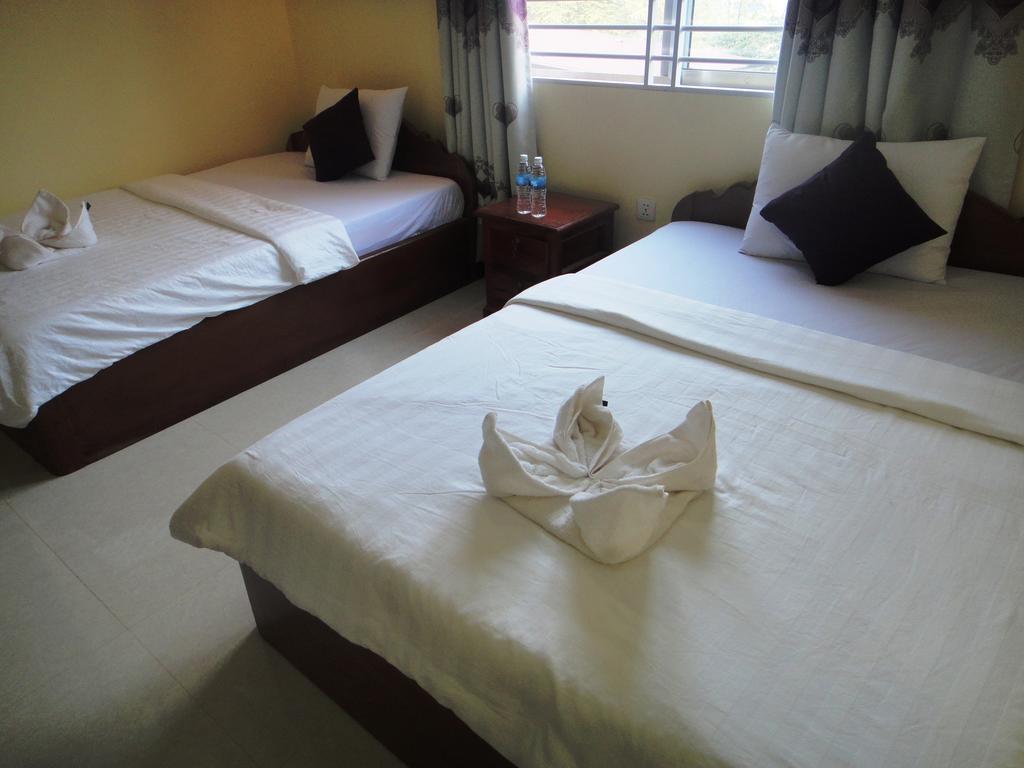 Khemra I Guesthouse Kampot Quarto foto