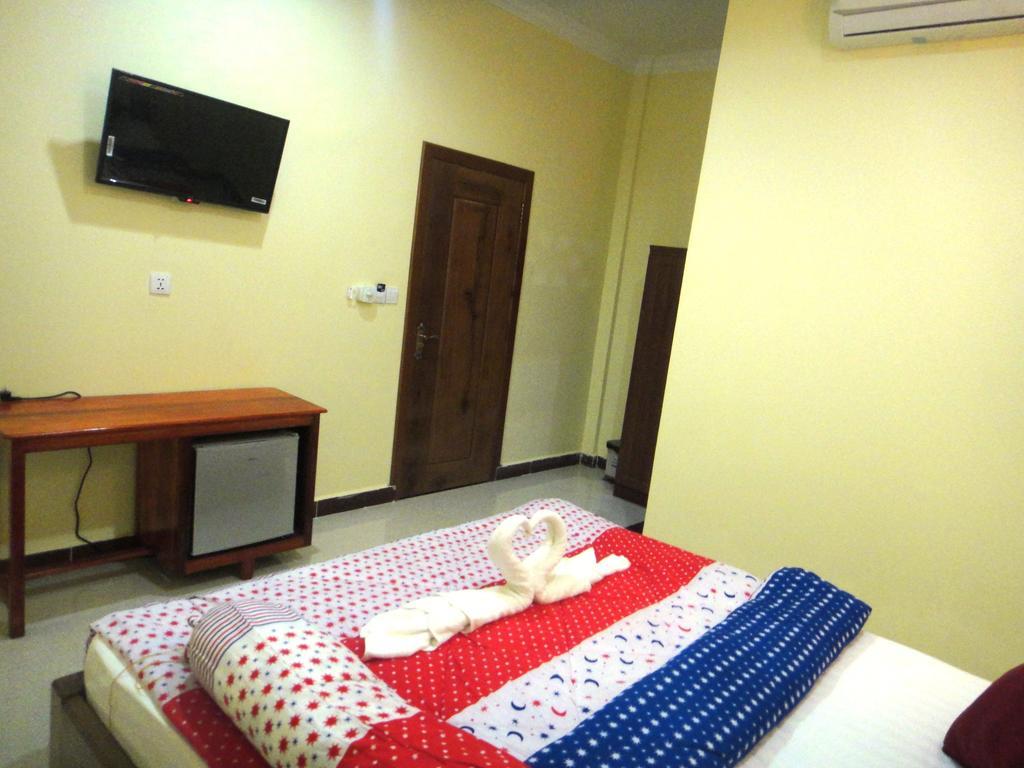 Khemra I Guesthouse Kampot Quarto foto